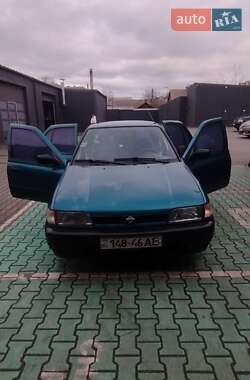 Седан Nissan Sunny 1995 в Каменском