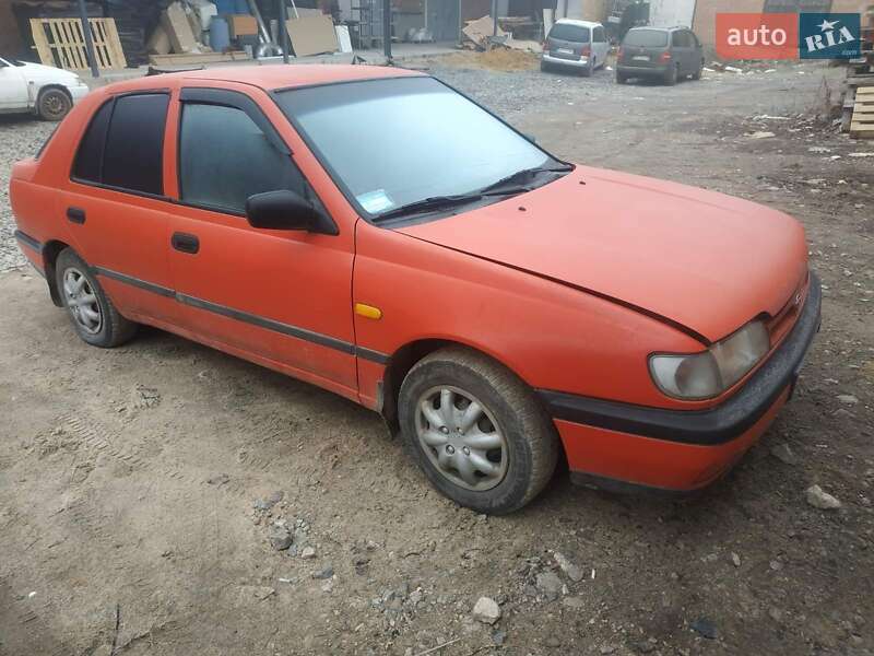 Седан Nissan Sunny 1991 в Вінниці