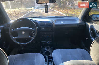 Седан Nissan Sunny 1993 в 
