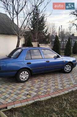 Седан Nissan Sunny 1995 в Дніпрі