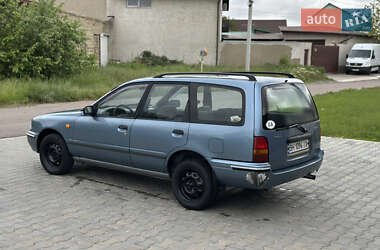 Седан Nissan Sunny 1994 в 