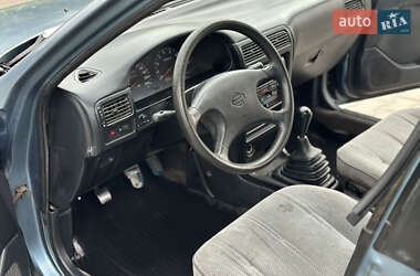 Седан Nissan Sunny 1994 в 