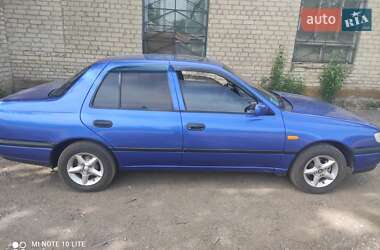 Седан Nissan Sunny 1995 в 