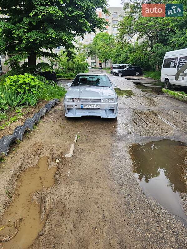 Купе Nissan Sunny 1989 в Львове