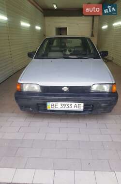 Хетчбек Nissan Sunny 1988 в 