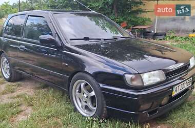 Седан Nissan Sunny 1992 в 