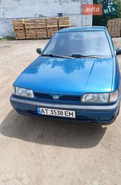 Седан Nissan Sunny 1994 в Івано-Франківську