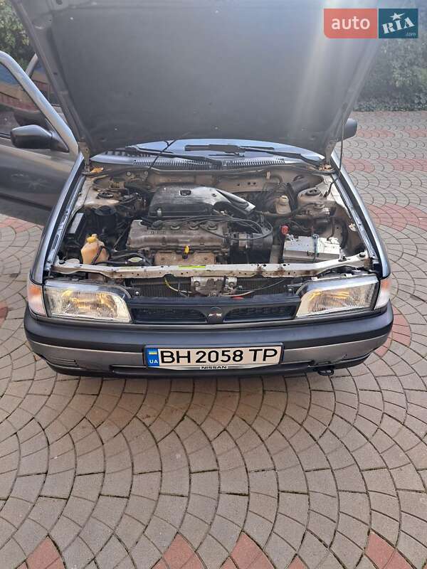 Седан Nissan Sunny 1994 в Одесі