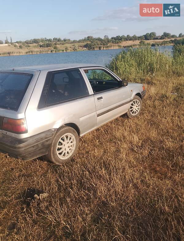 Хэтчбек Nissan Sunny 1988 в Арбузинке фото 4 Хэтчбек Nissan Sunny 1988 в Арбузинке