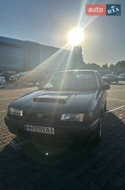 Седан Nissan Sunny 1992 в Одесі
