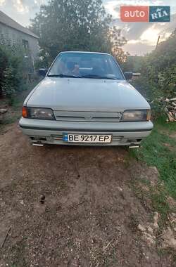 Седан Nissan Sunny 1990 в Миколаєві