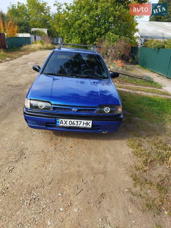 Седан Nissan Sunny 1992 в Харькове