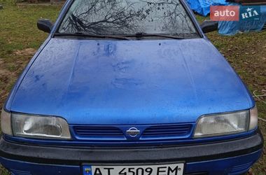 Седан Nissan Sunny 1995 в Ивано-Франковске