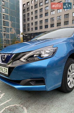 Седан Nissan Sylphy 2018 в Днепре