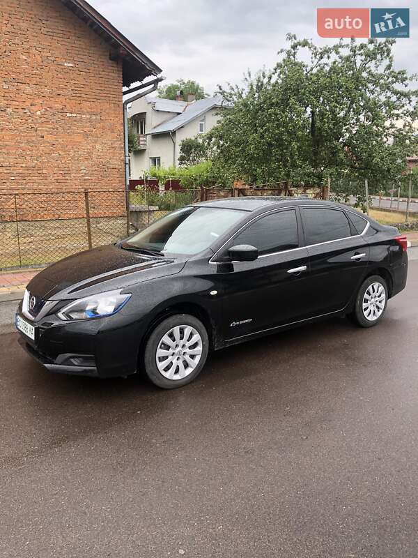 Седан Nissan Sylphy 2018 в Стрию