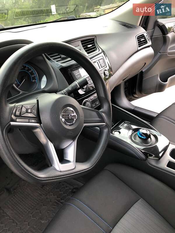 Седан Nissan Sylphy 2019 в Богодухіву
