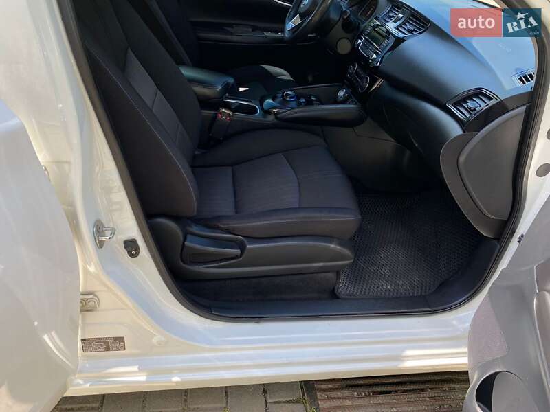 Седан Nissan Sylphy 2018 в Ивано-Франковске