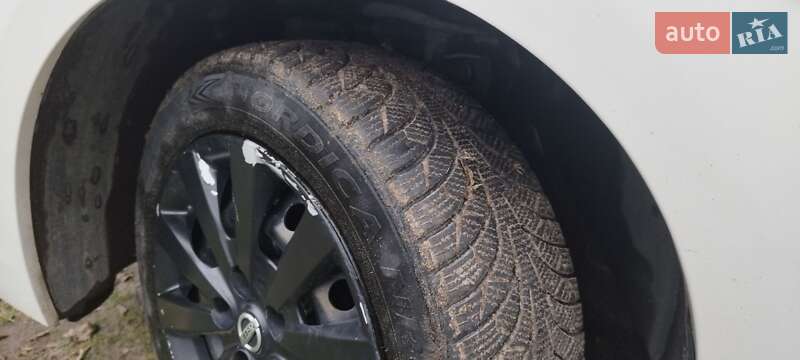 Седан Nissan Sylphy 2019 в Днепре