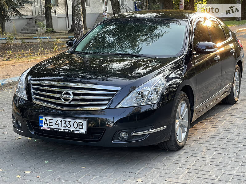 Nissan Teana J32