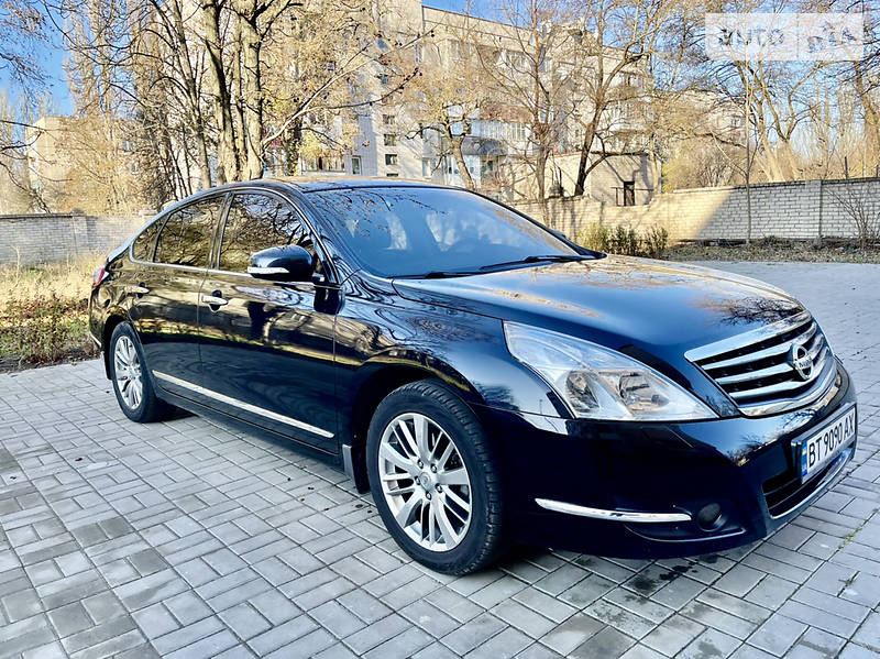 Седан Nissan Teana 2012 в Херсоне