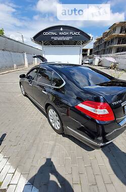 Седан Nissan Teana 2011 в Виннице