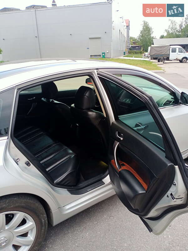 Седан Nissan Teana 2009 в Броварах