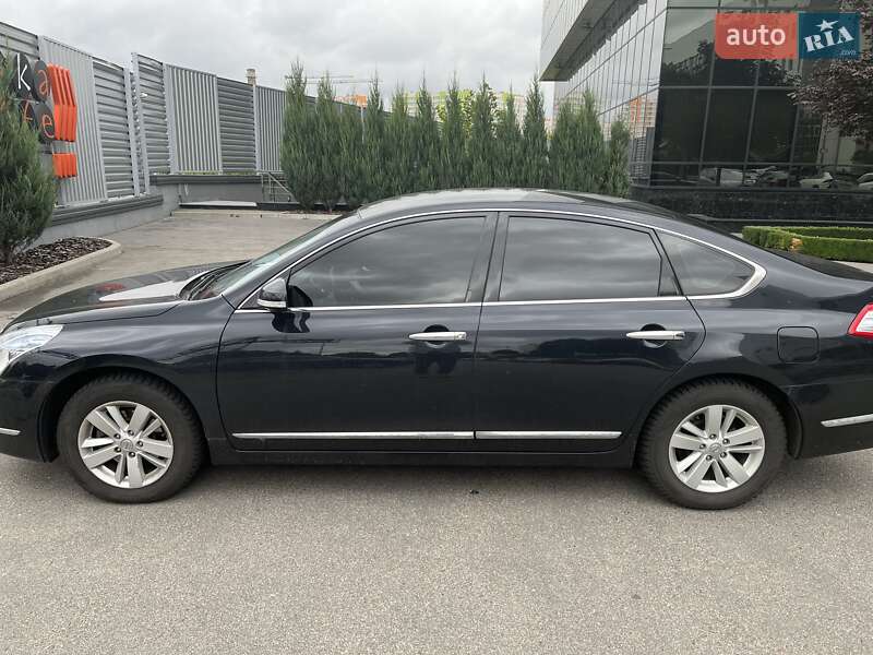 Седан Nissan Teana 2013 в Києві