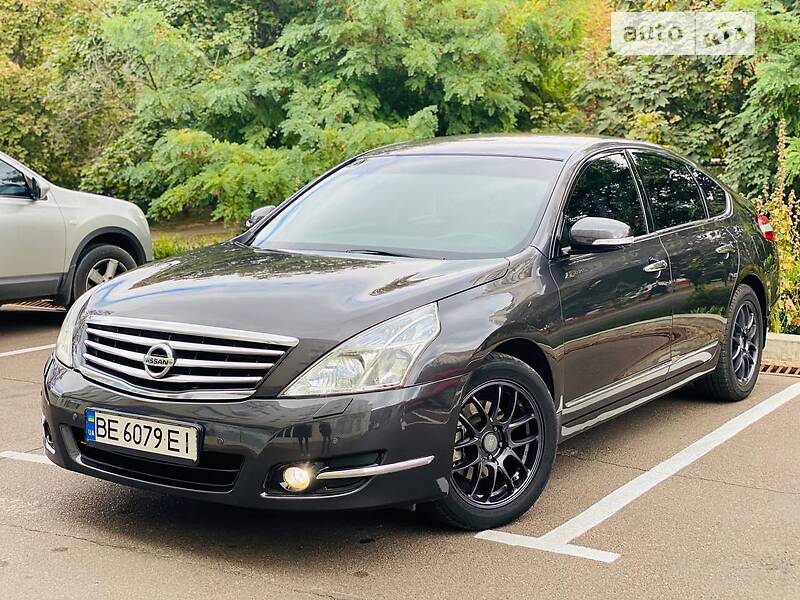 Nissan Teana