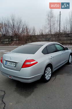 Седан Nissan Teana 2009 в 
