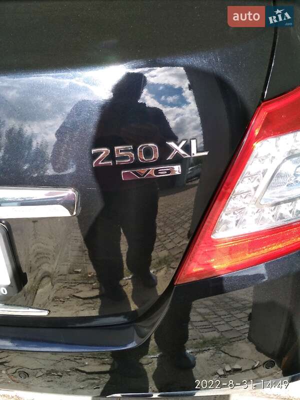 Седан Nissan Teana 2012 в Луцке