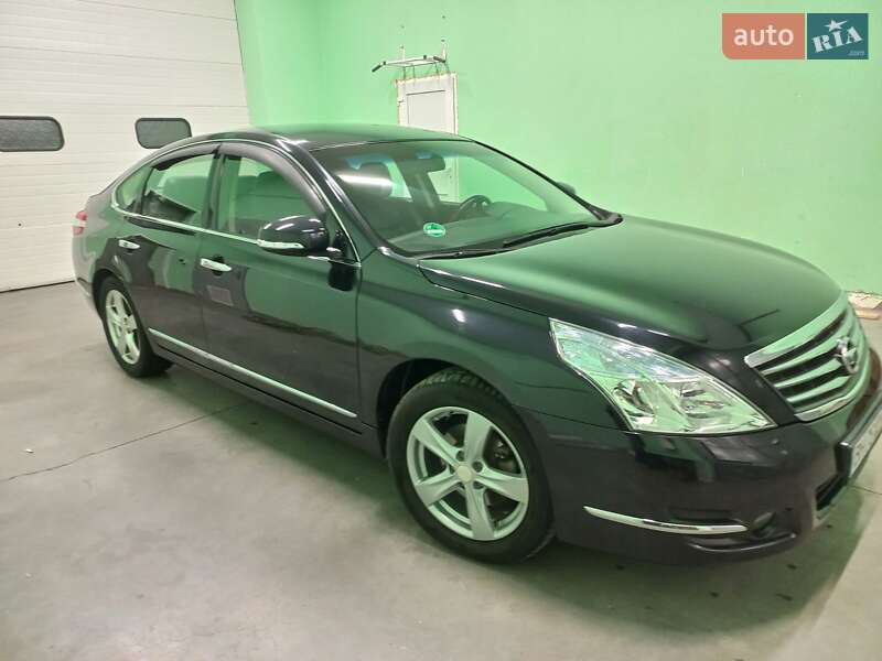 Седан Nissan Teana 2011 в Одесі
