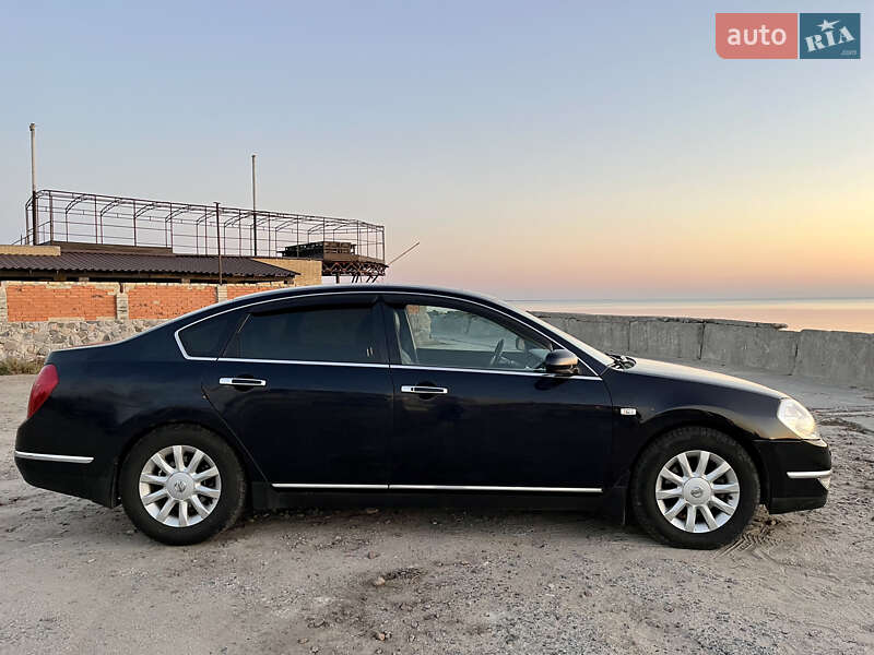 Седан Nissan Teana 2006 в Бердянске