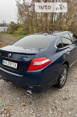 Седан Nissan Teana 2008 в Глухове