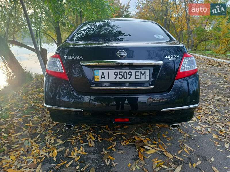Седан Nissan Teana 2012 в Киеве