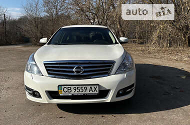 Седан Nissan Teana 2012 в Чернігові