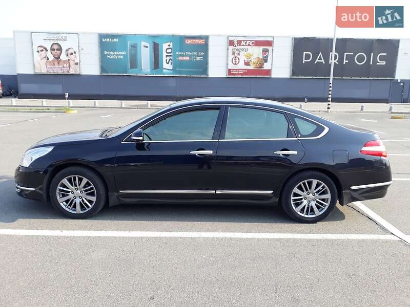 Седан Nissan Teana 2012 в Таращі