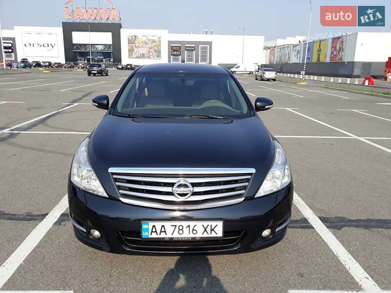 Седан Nissan Teana 2012 в Таращі