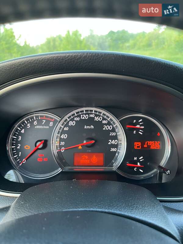 Седан Nissan Teana 2008 в Запорожье