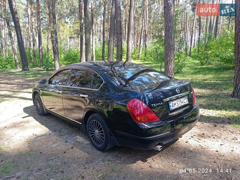 Седан Nissan Teana 2007 в Житомире