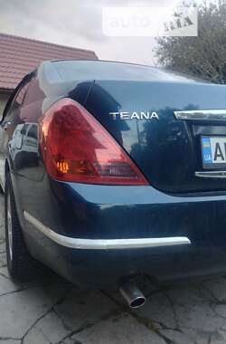 Седан Nissan Teana 2006 в Звягелі