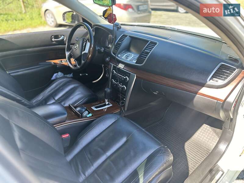 Седан Nissan Teana 2011 в Хмельницком