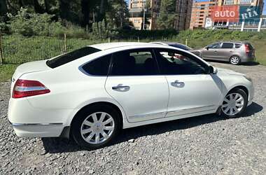 Седан Nissan Teana 2011 в Хмельницком