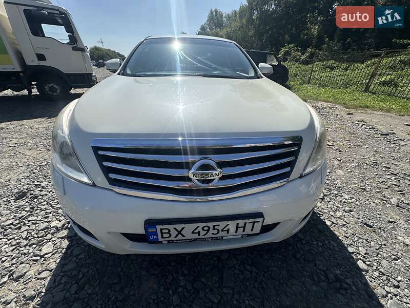 Седан Nissan Teana 2011 в Хмельницком