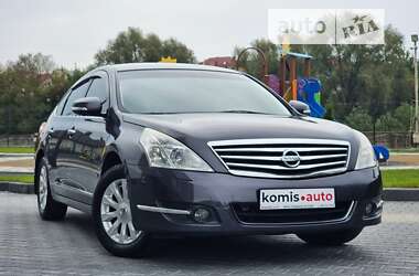 Седан Nissan Teana 2011 в Хмельницькому