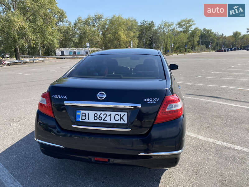 Седан Nissan Teana 2008 в Києві