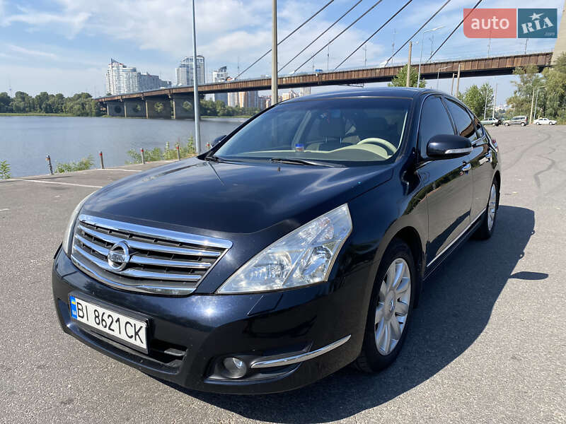 Седан Nissan Teana 2008 в Києві