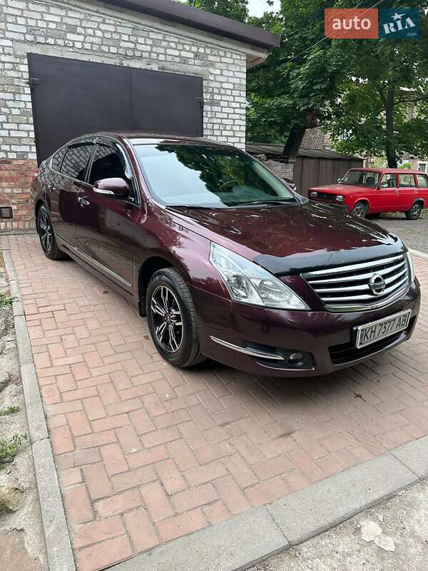 Nissan Teana 2011