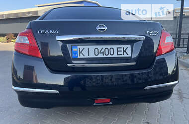 Седан Nissan Teana 2011 в Киеве