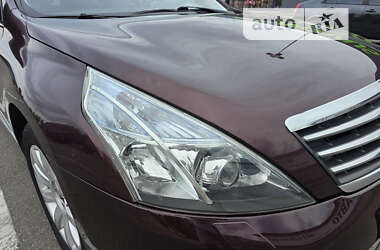 Седан Nissan Teana 2010 в Києві