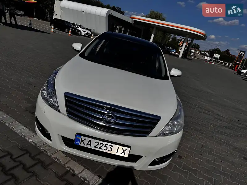 Nissan Teana 2011